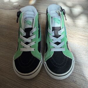 Vans Green and Black Toddler Snake 6.5 Shoes